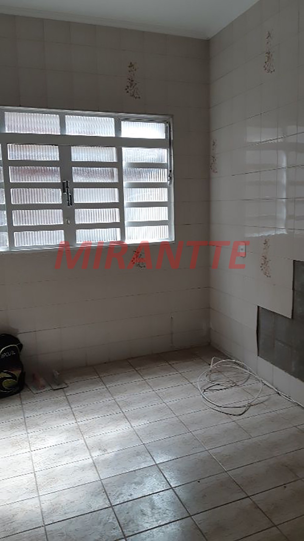 Sobrado de 350m² com 6 quartos em Imirim