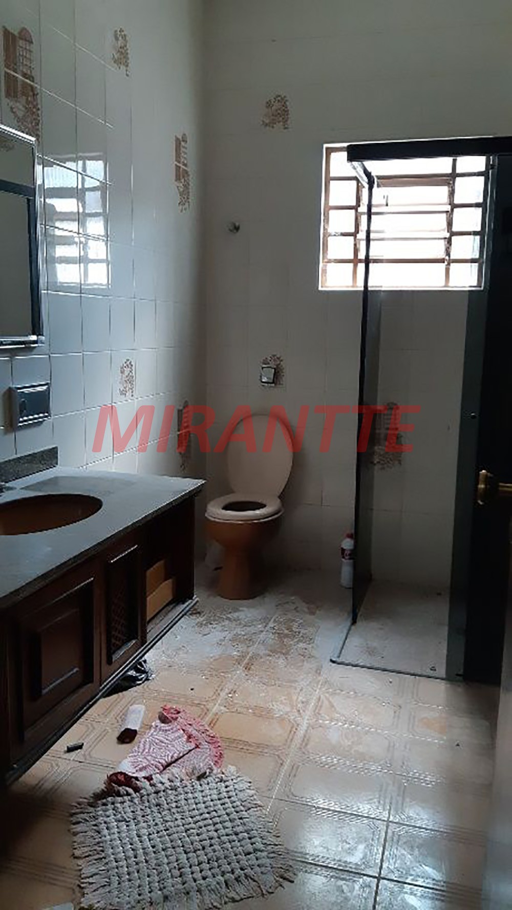 Sobrado de 350m² com 6 quartos em Imirim