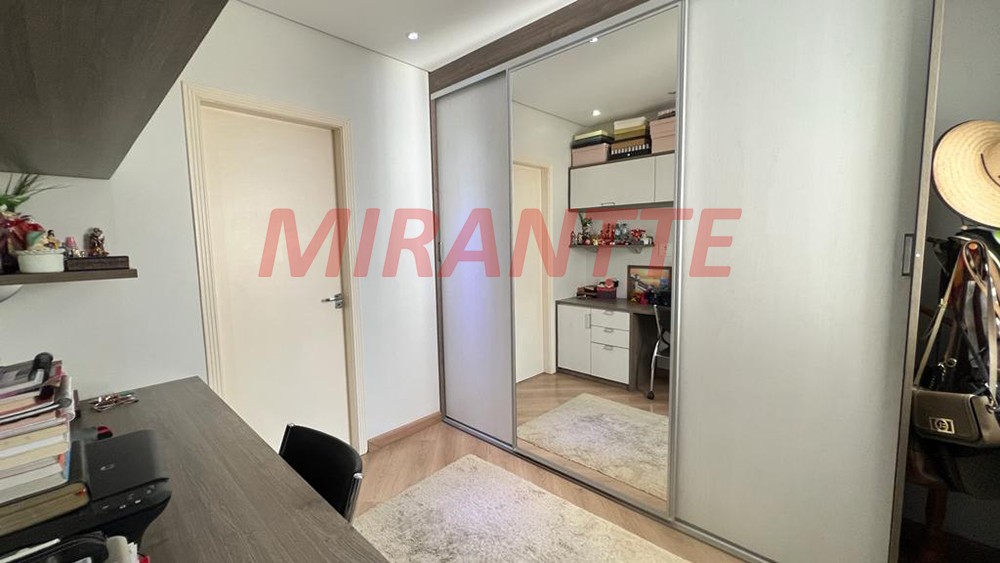 Sobrado de 170m² com 3 quartos em Santana