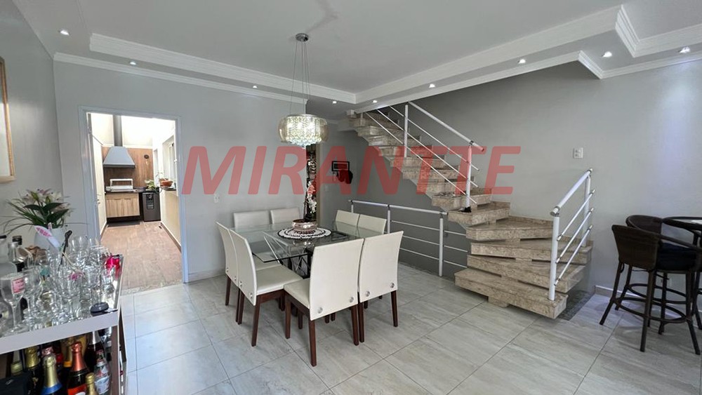 Sobrado de 170m² com 3 quartos em Santana