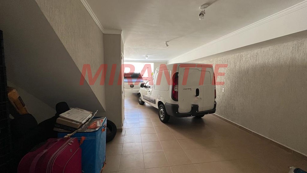Sobrado de 170m² com 3 quartos em Santana
