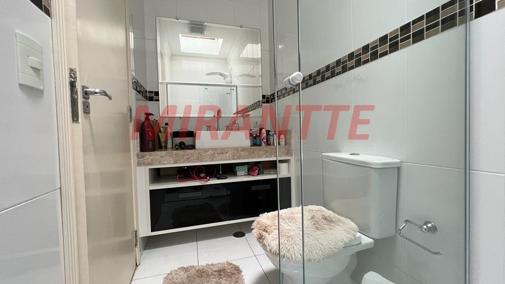 Sobrado de 170m² com 3 quartos em Santana
