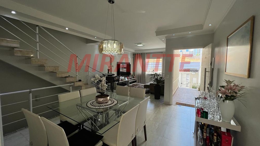 Sobrado de 170m² com 3 quartos em Santana