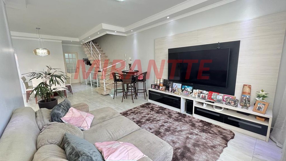 Sobrado de 170m² com 3 quartos em Santana