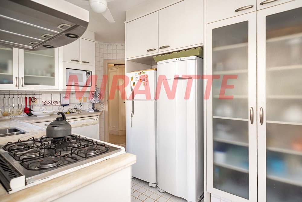 Sobrado de 526m² com 7 quartos em Praia Da Baleia