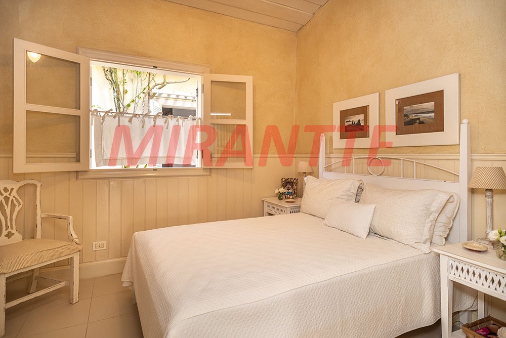 Sobrado de 526m² com 7 quartos em Praia Da Baleia