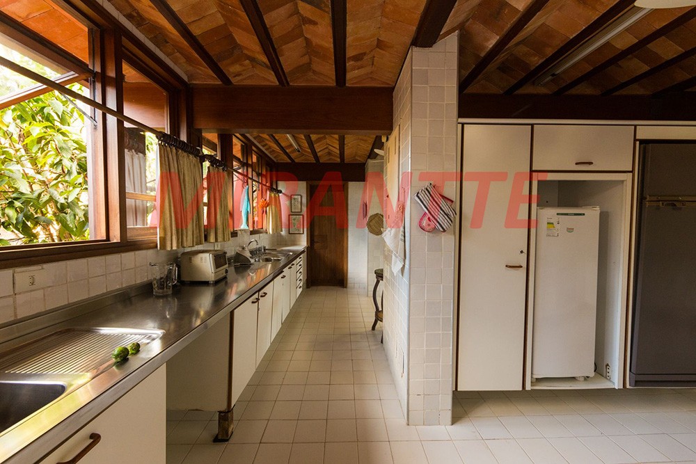 Sobrado de 576m² com 4 quartos em Praia de Pernambuco