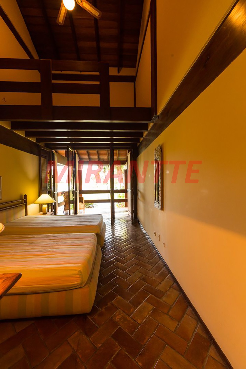 Sobrado de 576m² com 4 quartos em Praia de Pernambuco