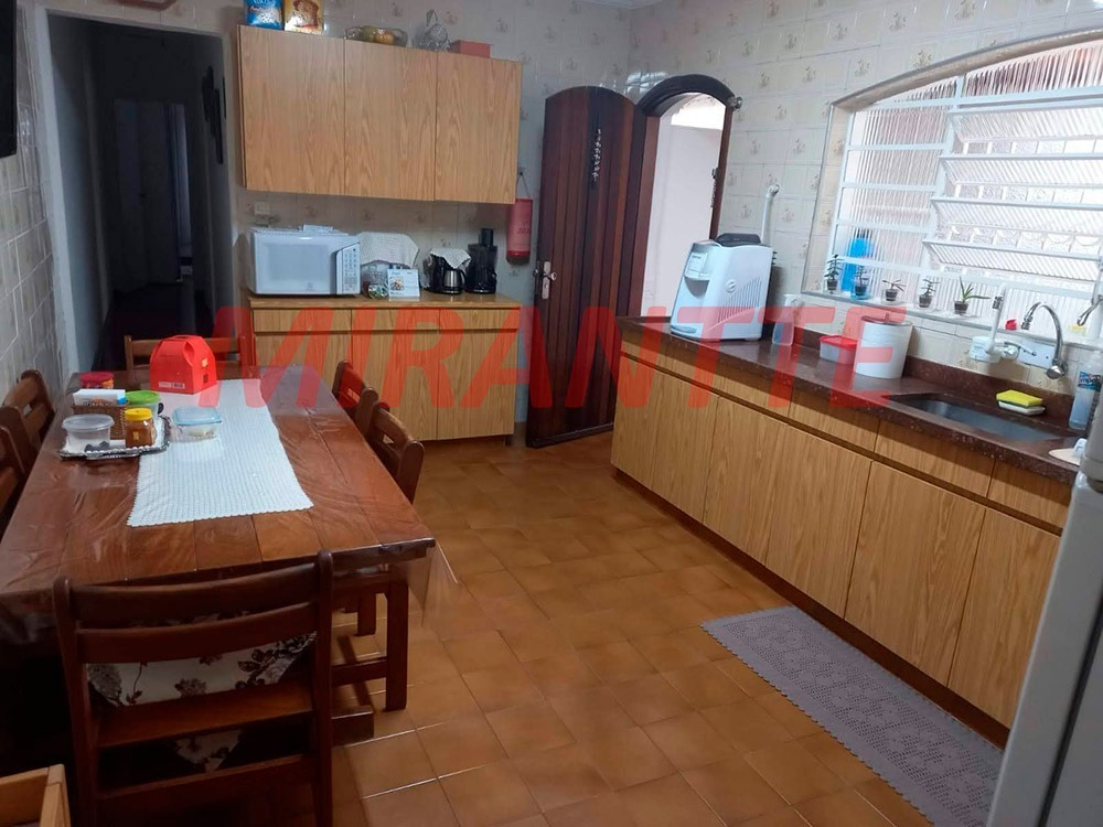 Casa terrea de 146m² com 4 quartos em Vila Nova Mazzei