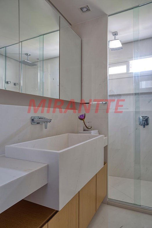 Apartamento de 160m² com 2 quartos em Jardins