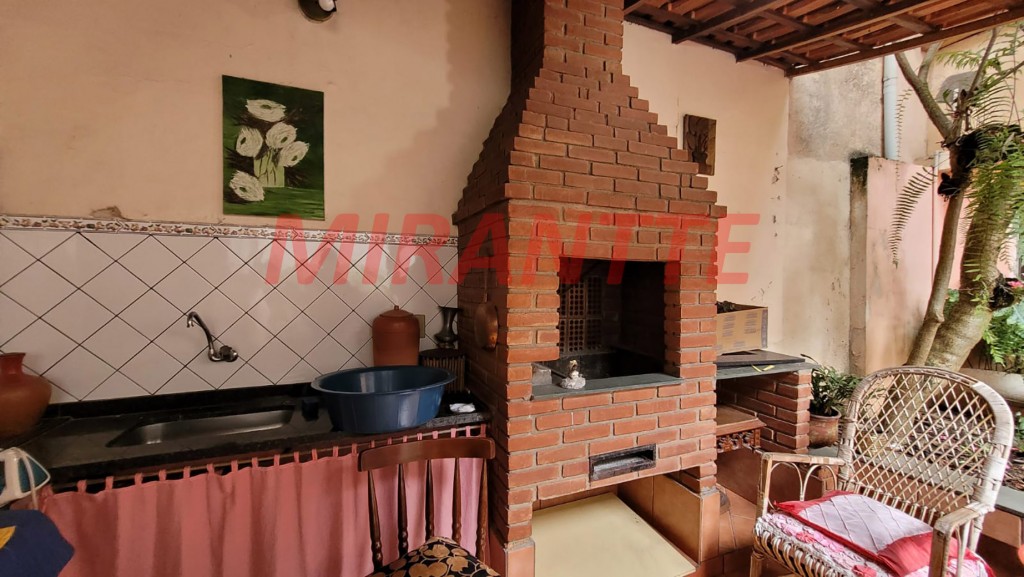 Sobrado de 175m² com 3 quartos em Bortolândia