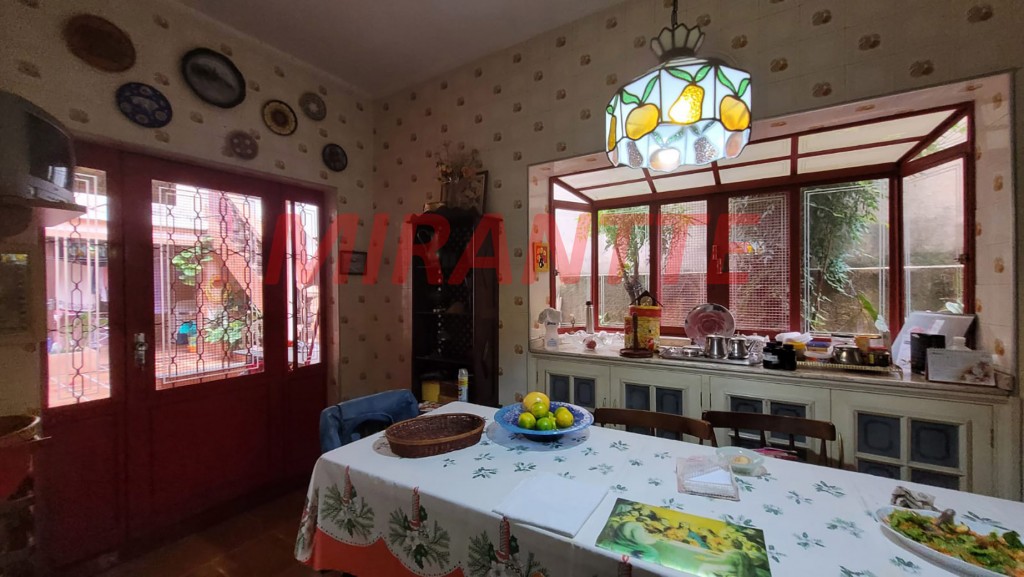 Sobrado de 175m² com 3 quartos em Bortolândia