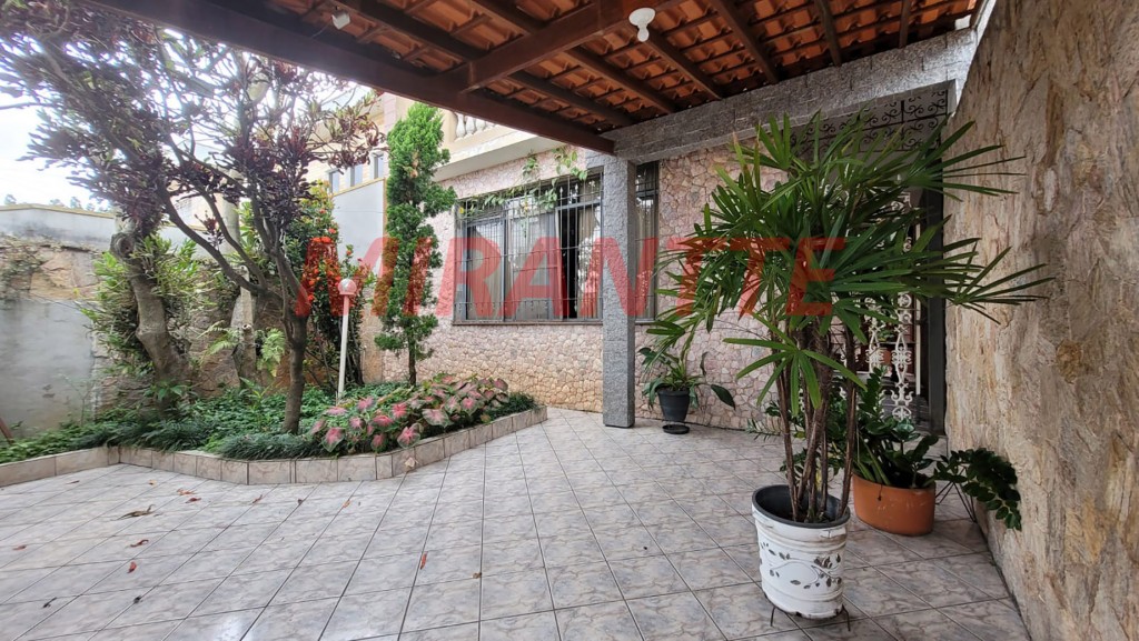 Sobrado de 175m² com 3 quartos em Bortolândia