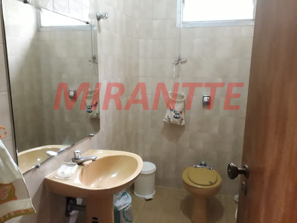 Casa terrea de 450m² com 3 quartos em Serra da Cantareira
