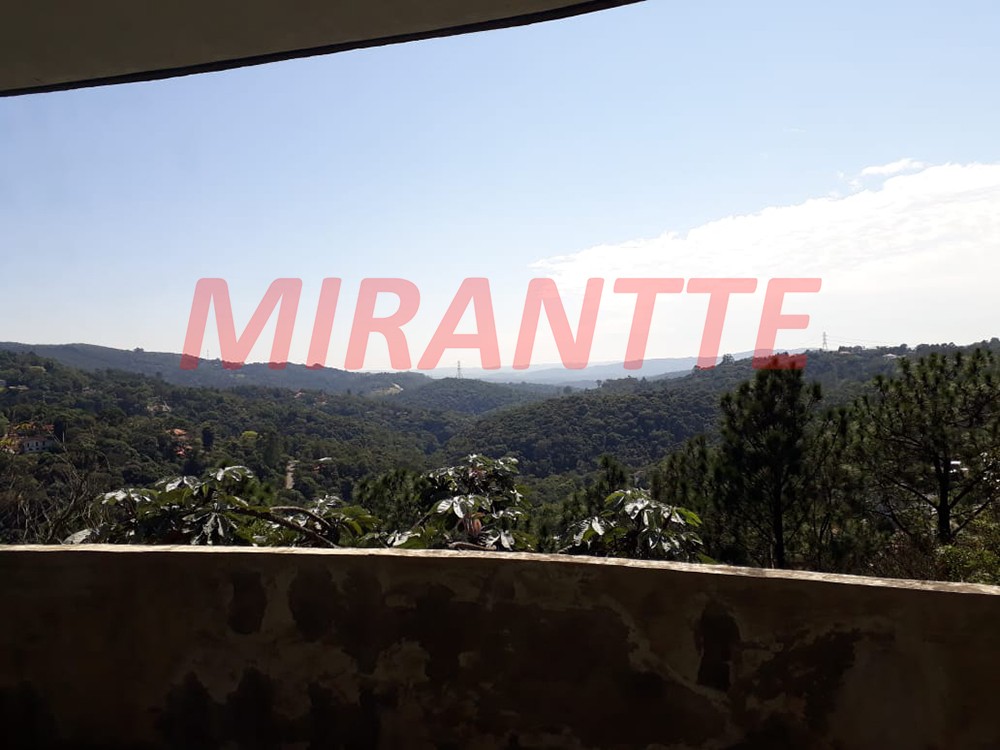 Casa terrea de 450m² com 3 quartos em Serra da Cantareira