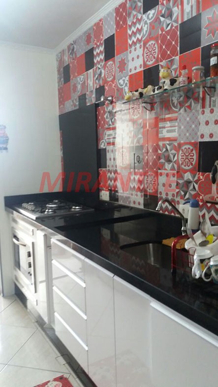 Apartamento de 93m² com 3 quartos em Limão