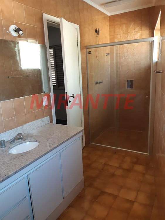 Sobrado de 220m² com 3 quartos em Tremembe