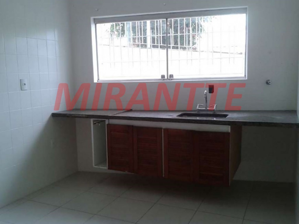 Sobrado de 220m² com 3 quartos em Tremembe