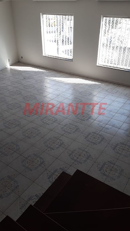 Sobrado de 220m² com 3 quartos em Tremembe