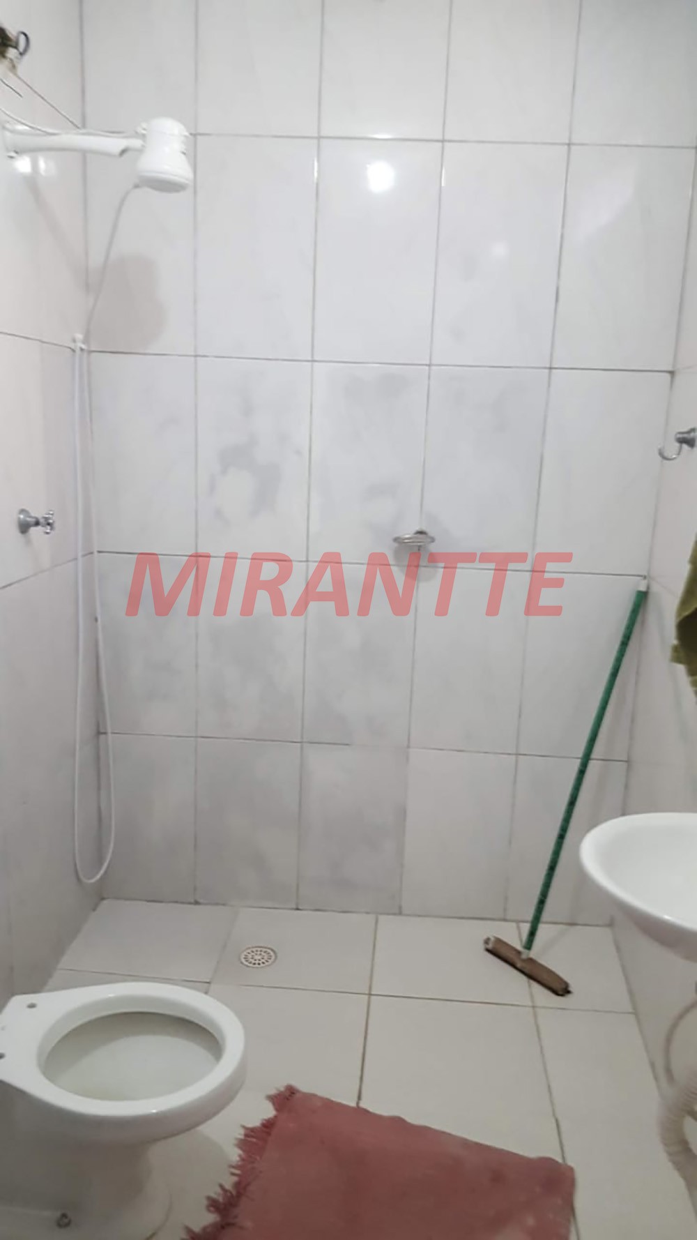 Sobrado de 166m² com 4 quartos em Vila Gustavo