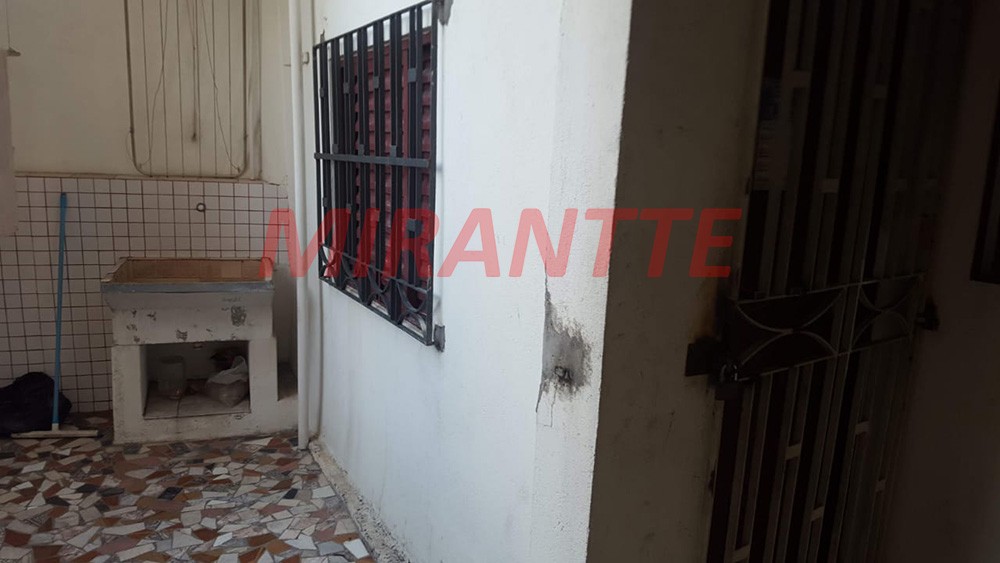 Sobrado de 166m² com 4 quartos em Vila Gustavo