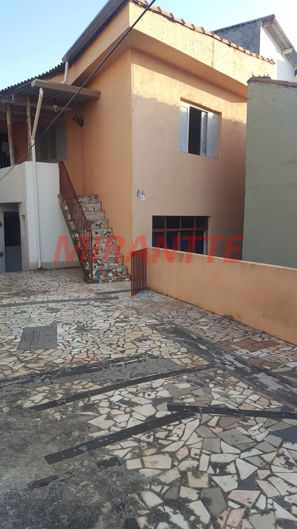 Sobrado de 166m² com 4 quartos em Vila Gustavo