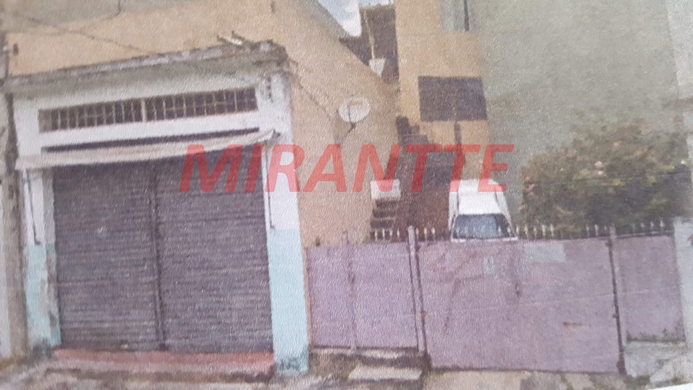 Sobrado de 166m² com 4 quartos em Vila Gustavo