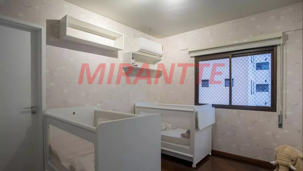 Apartamento de 198m² com 3 quartos em Santana