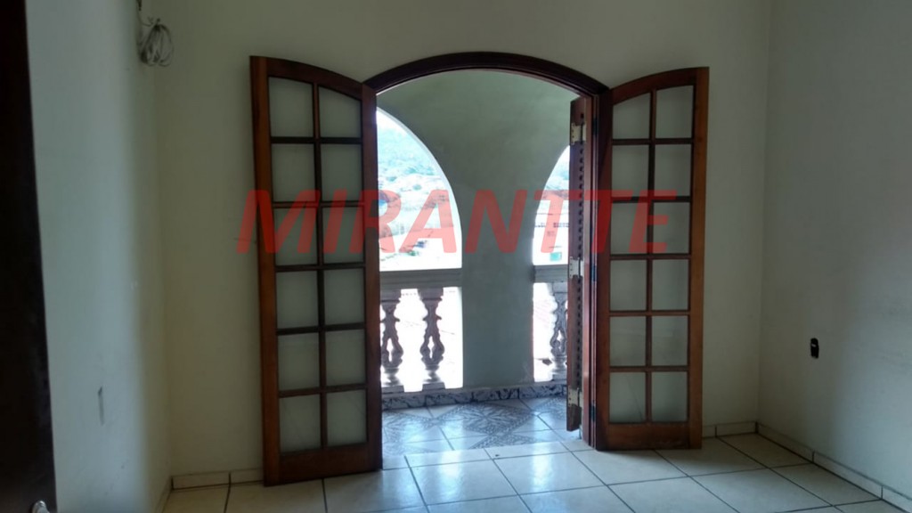 Sobrado de 350m² com 3 quartos em Centro – Mairiporã