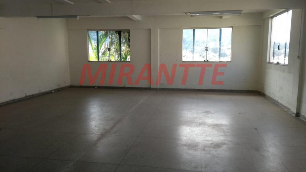 Sobrado de 350m² com 3 quartos em Centro – Mairiporã