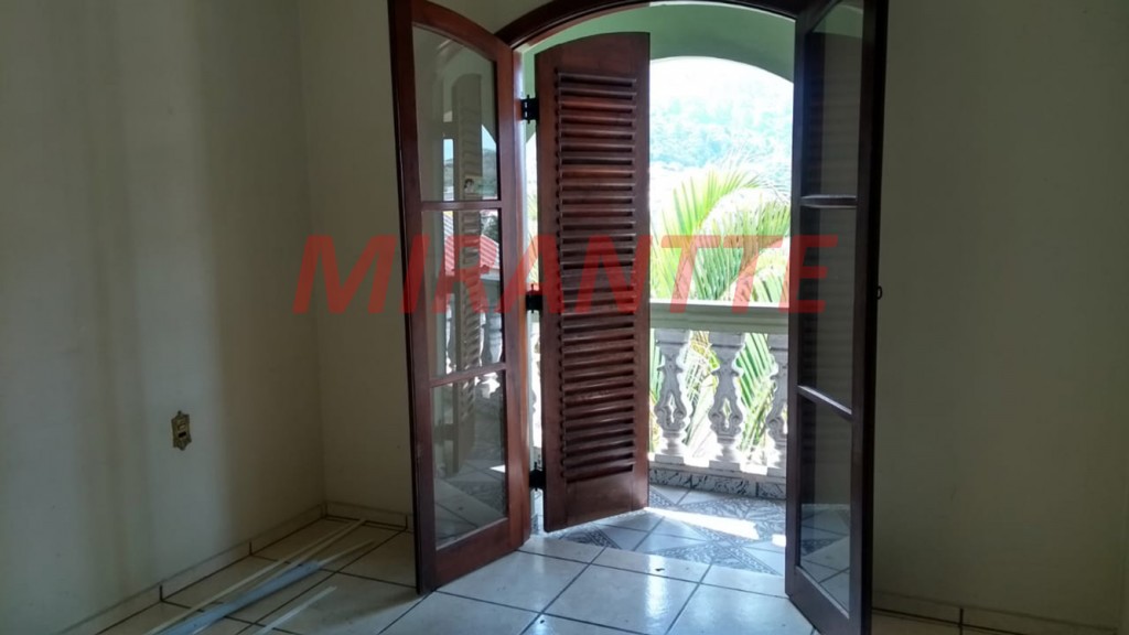 Sobrado de 350m² com 3 quartos em Centro – Mairiporã