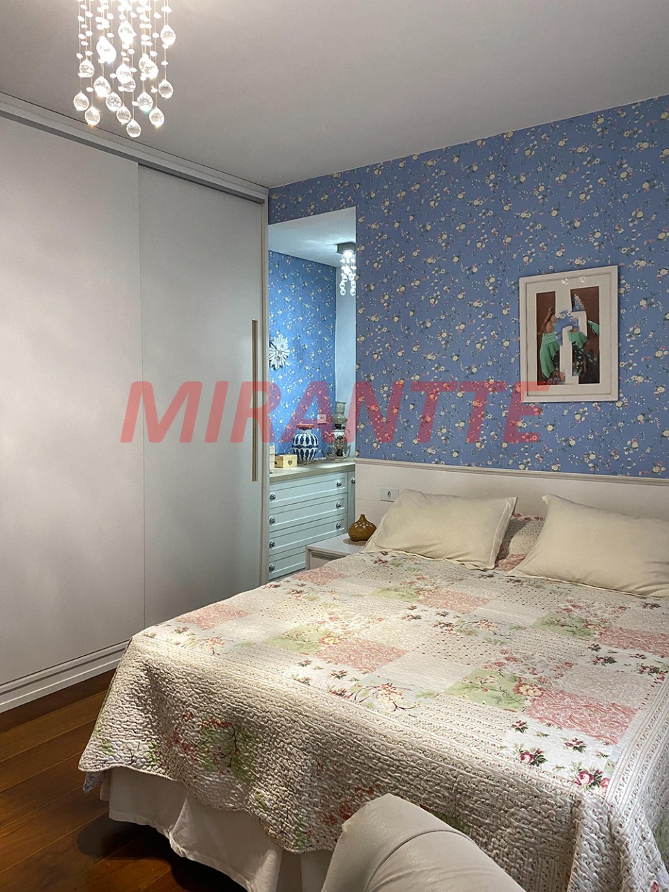 Sobrado de 266m² com 4 quartos em Casa Verde