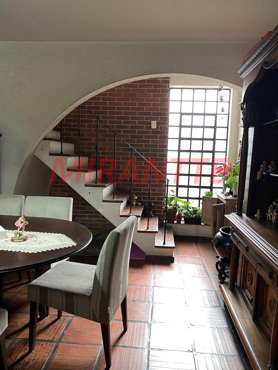 Sobrado de 266m² com 4 quartos em Casa Verde