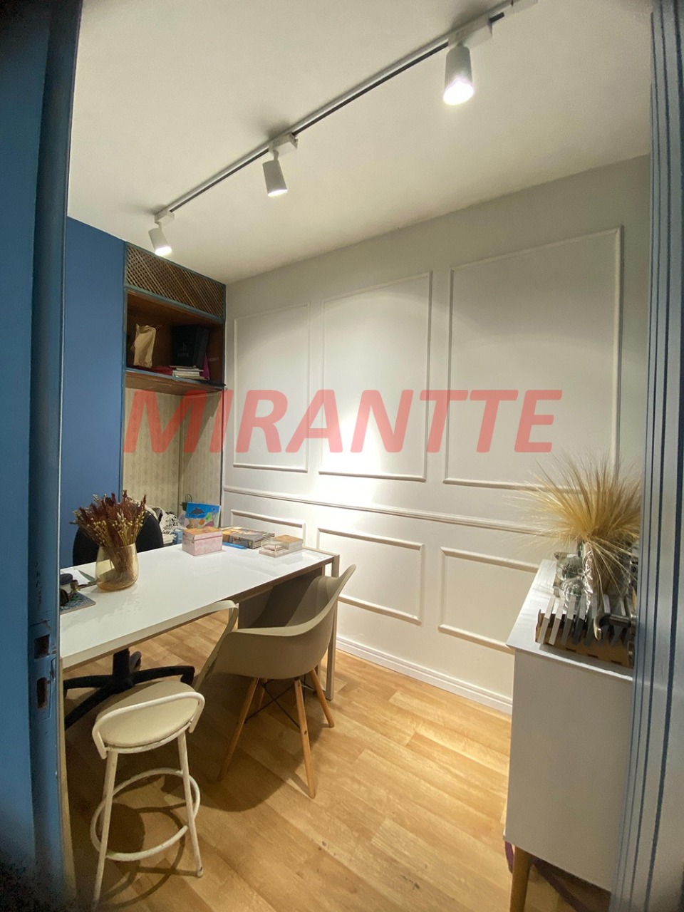 Sobrado de 266m² com 4 quartos em Casa Verde