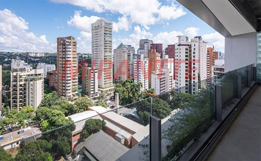 Apartamento de 565m² com 4 quartos em Itaim Bibi