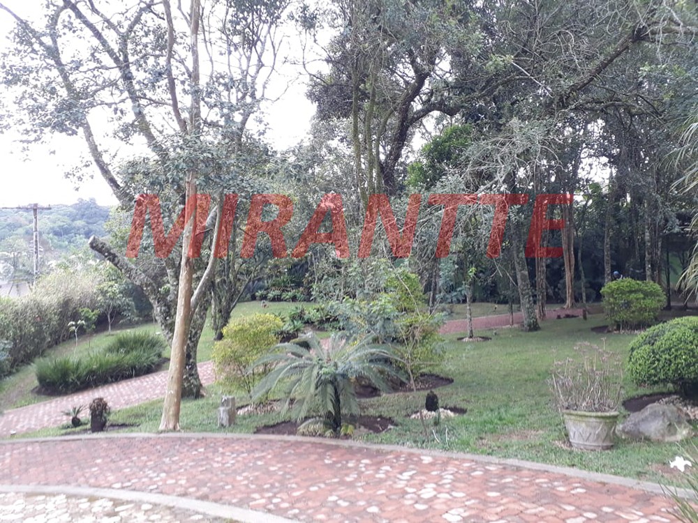 Sobrado de 1000m² com 4 quartos em Centro – Mairiporã