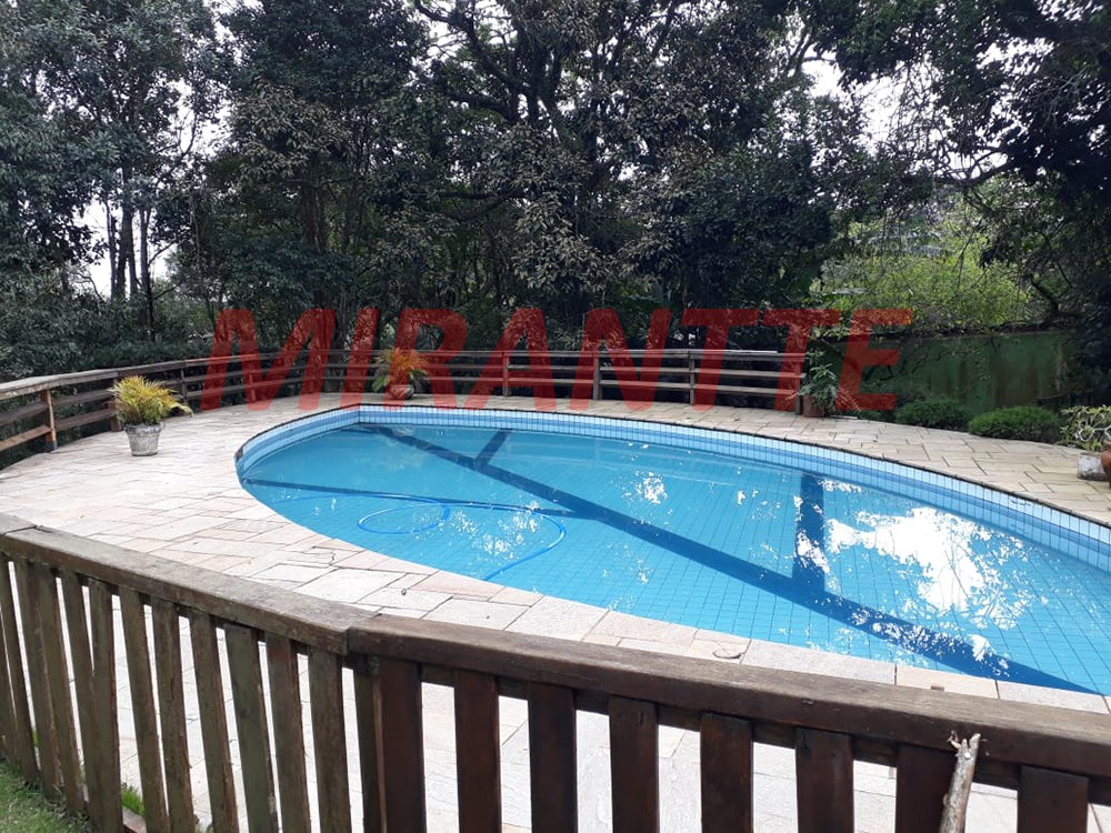 Sobrado de 1000m² com 4 quartos em Centro – Mairiporã
