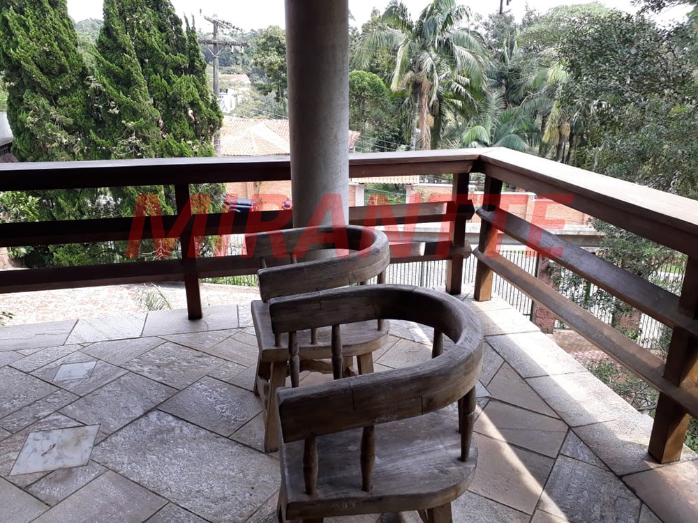 Sobrado de 1000m² com 4 quartos em Centro – Mairiporã