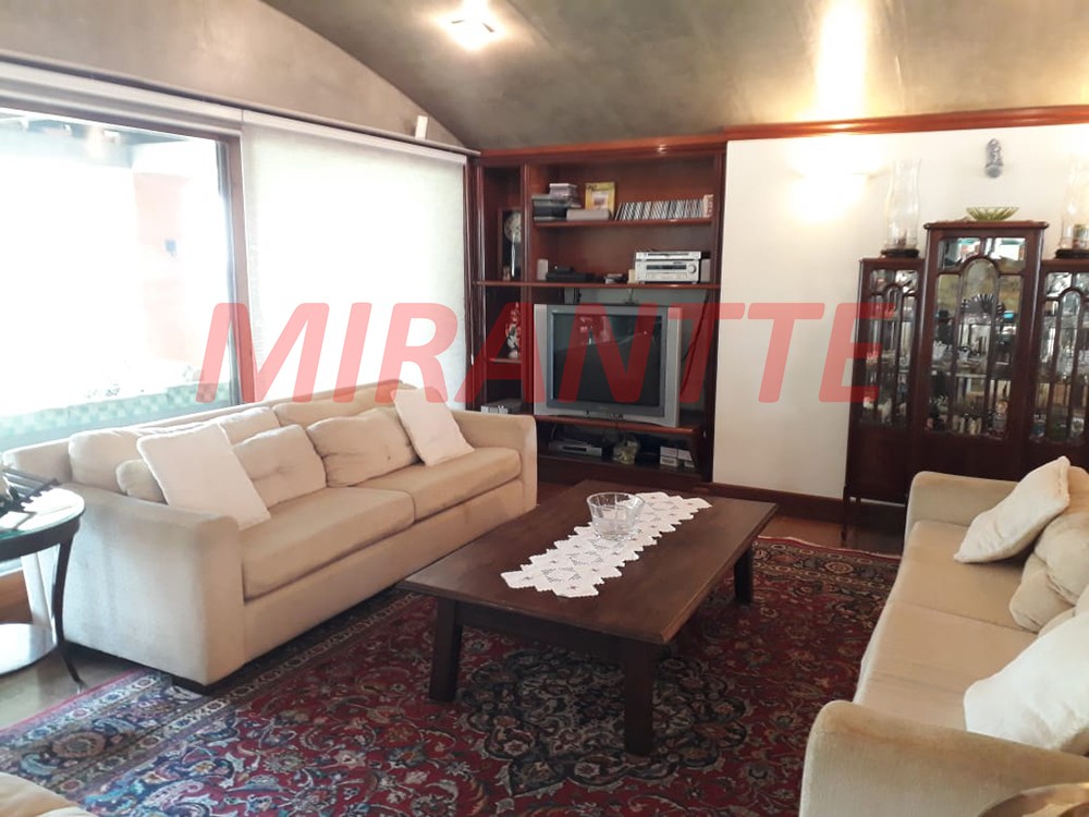 Sobrado de 1000m² com 4 quartos em Centro – Mairiporã