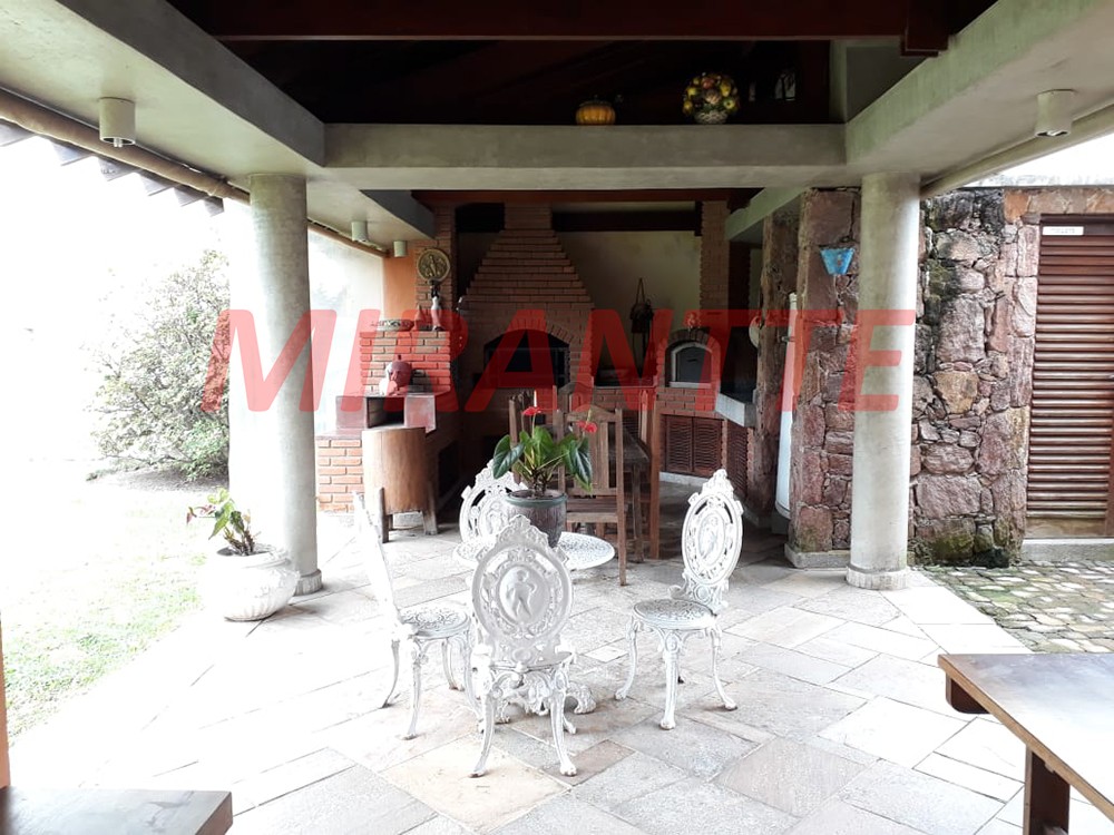 Sobrado de 1000m² com 4 quartos em Centro – Mairiporã