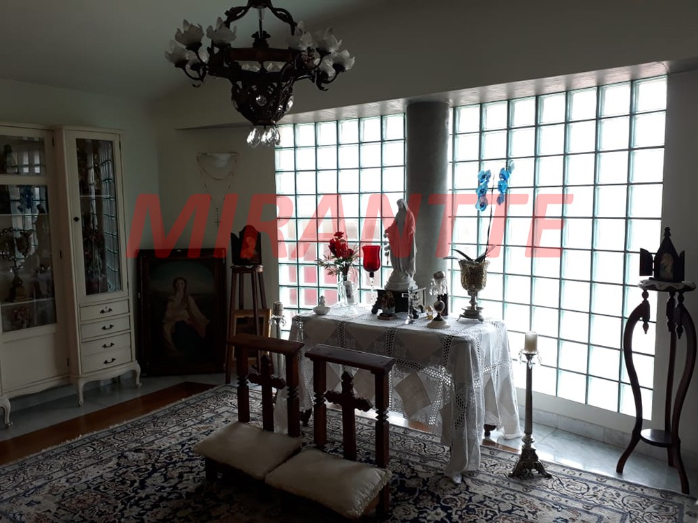 Sobrado de 1000m² com 4 quartos em Centro – Mairiporã