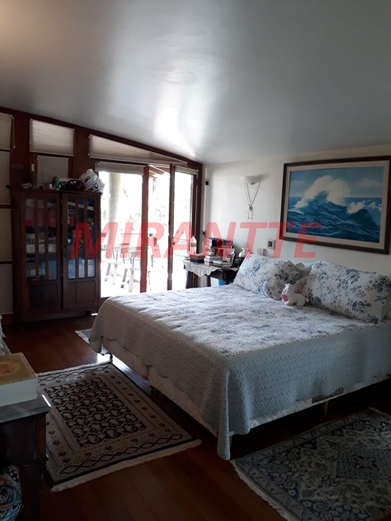 Sobrado de 1000m² com 4 quartos em Centro – Mairiporã