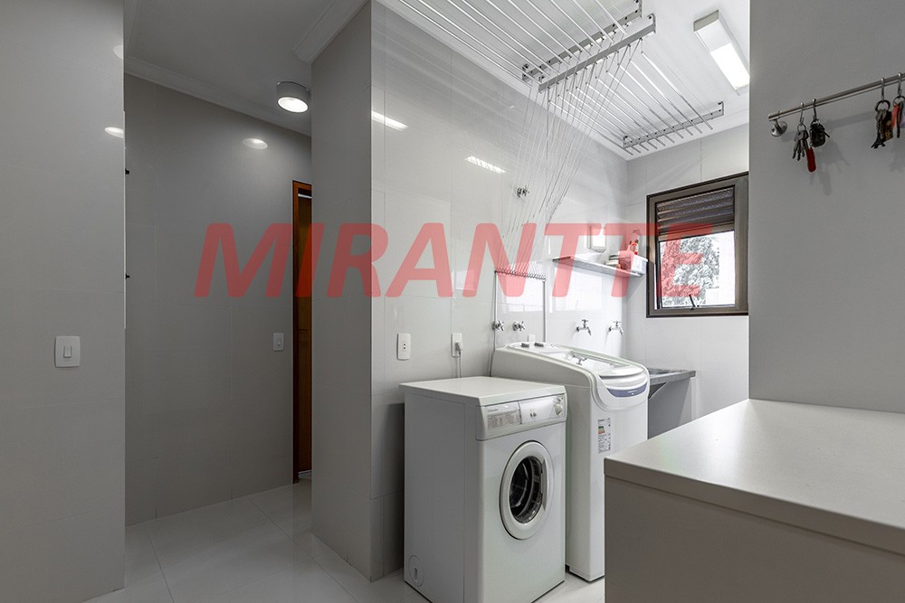 Apartamento de 272m² com 4 quartos em Campo Belo