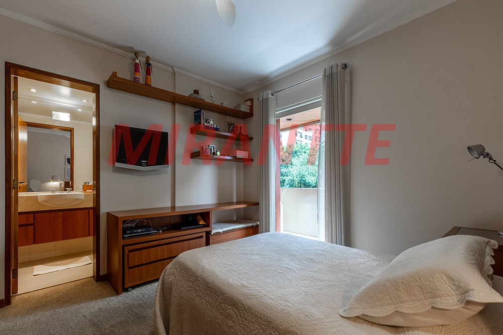 Apartamento de 272m² com 4 quartos em Campo Belo
