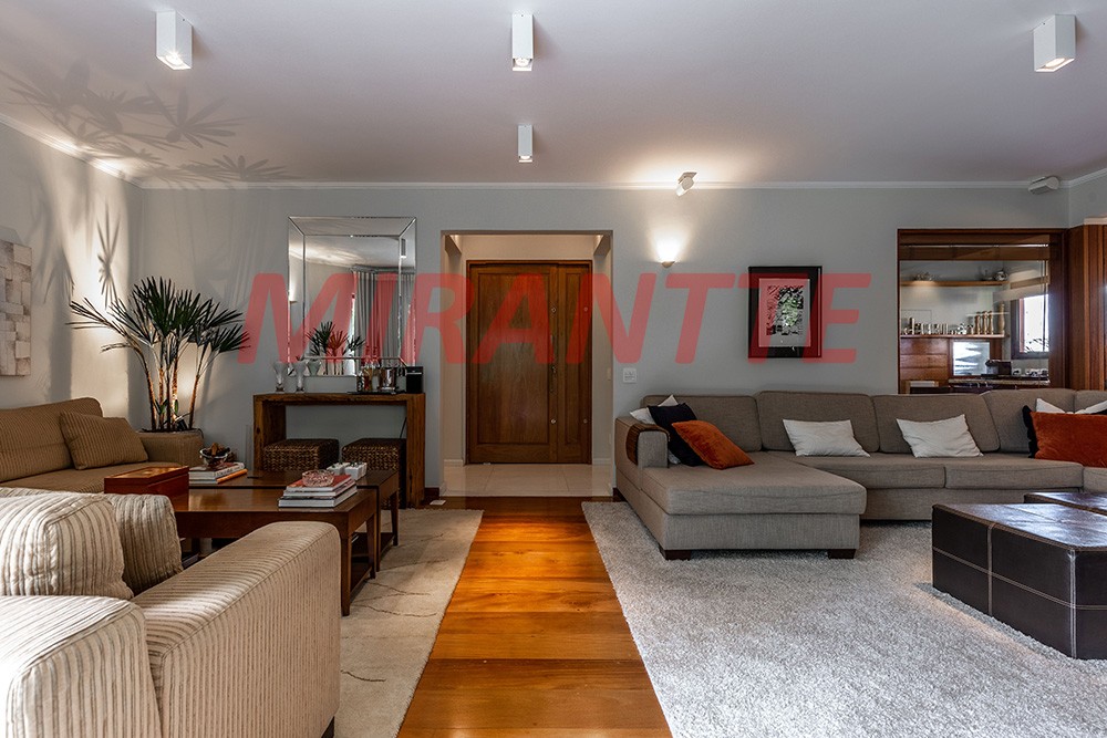 Apartamento de 272m² com 4 quartos em Campo Belo