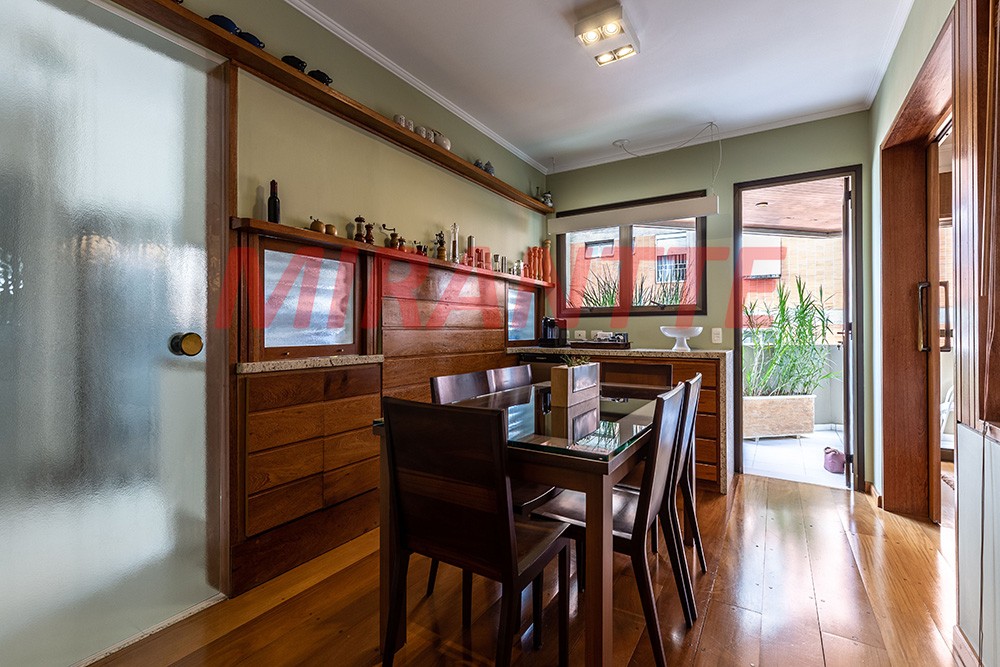 Apartamento de 272m² com 4 quartos em Campo Belo