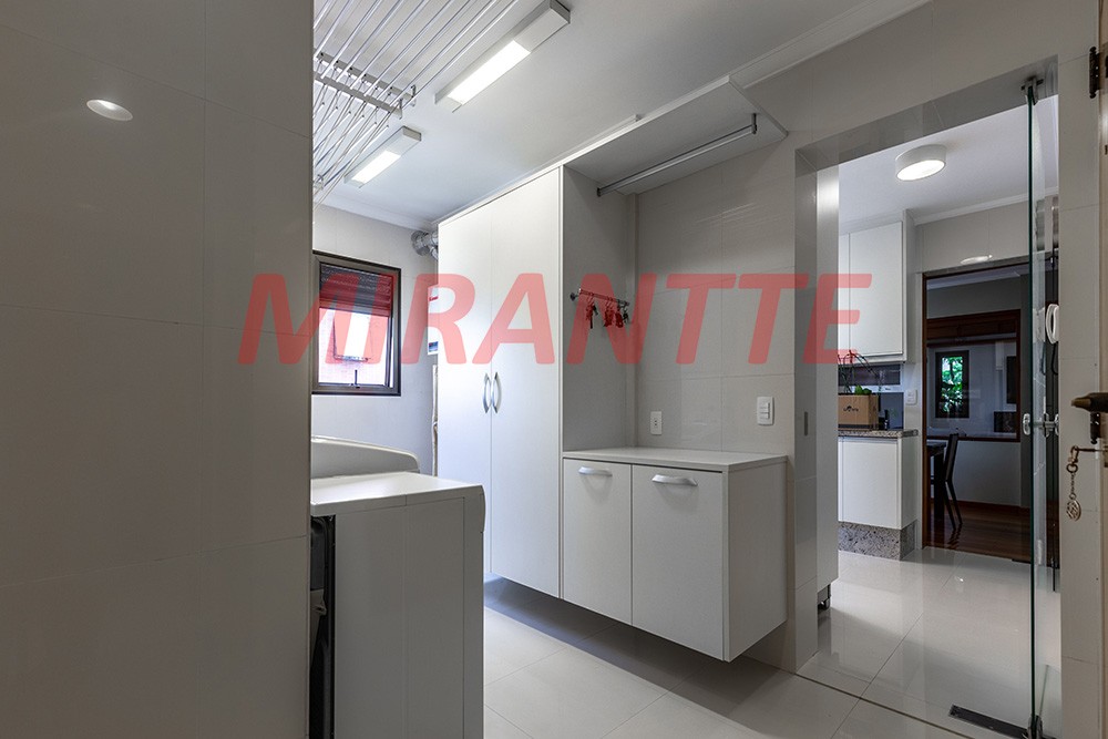Apartamento de 272m² com 4 quartos em Campo Belo