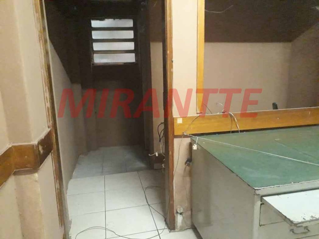 Comercial de 130m² em Água Branca
