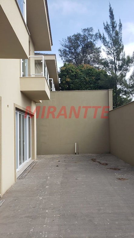 Cond. fechado de 435m² com 4 quartos em Tucuruvi