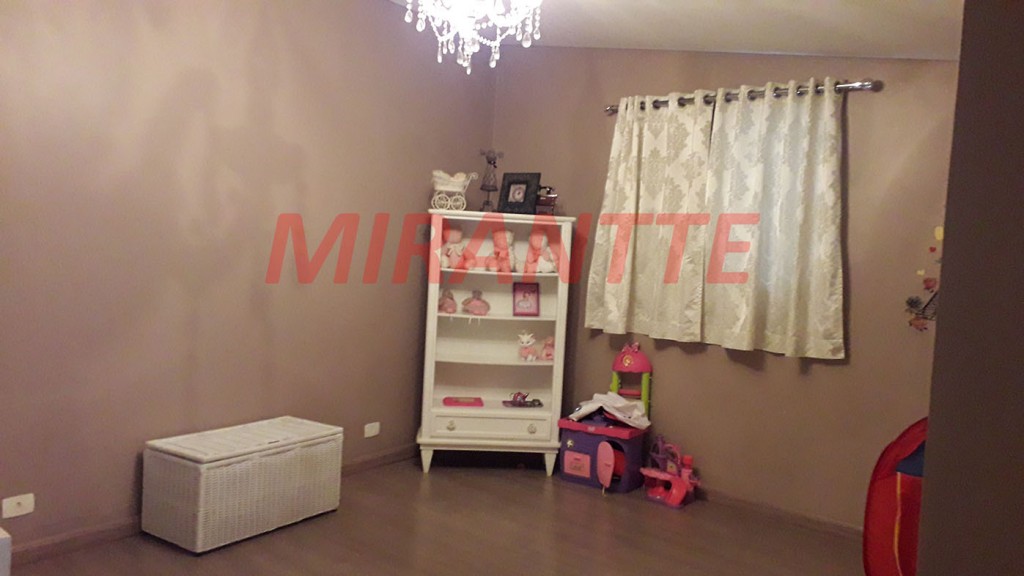 Sobrado de 172m² com 3 quartos em Casa Verde